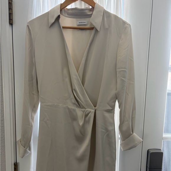Aritzia Dresses & Skirts - Aritzia babaton larchmont Light Gray Wrap Dress